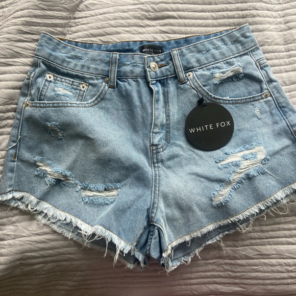 Push My Buttons Denim Shorts Mid Blue - Picture 2 of 3